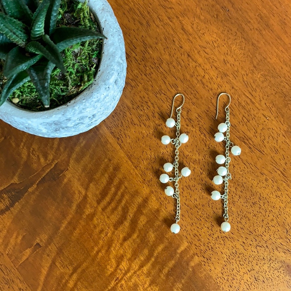 Gold and pearl dangle statement earrings ✨